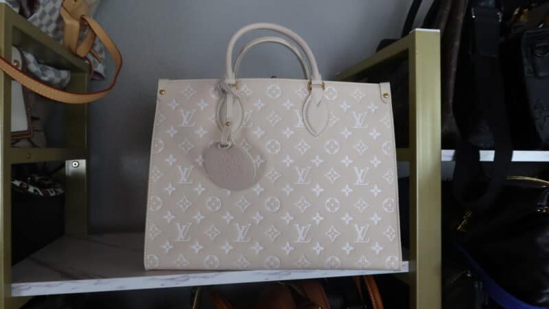 1:1 LV ON THE GO SPRING IN THE CITY